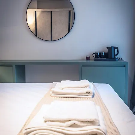 Laki ניאה פלאגיה