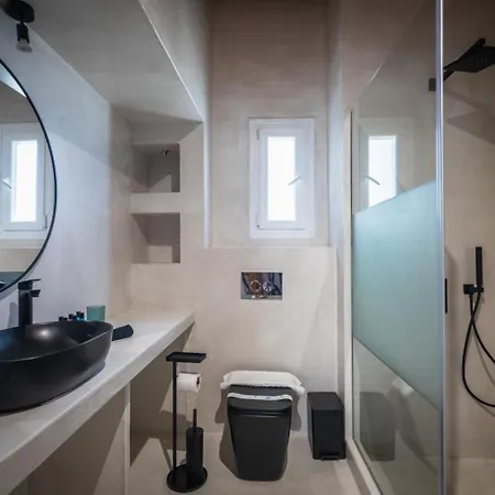 מלון Laki ניאה פלאגיה