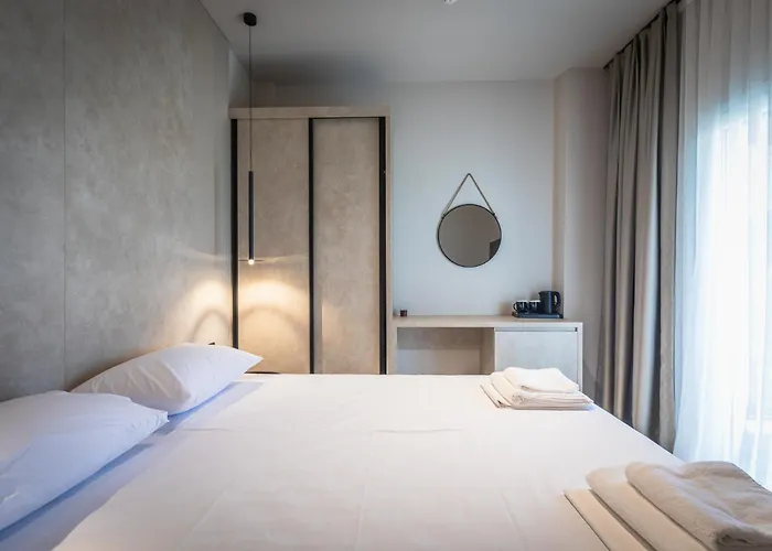 Otel Laki