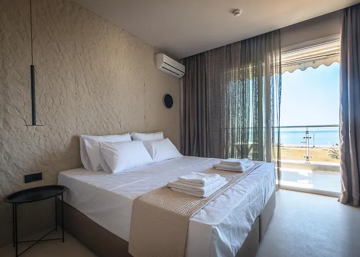 Otel Laki Nea Plagia