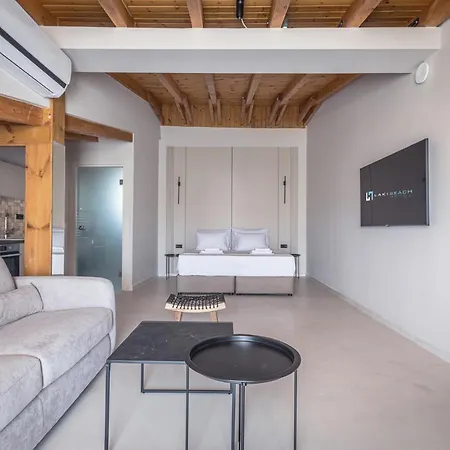 Laki Hotel Nea Plagia