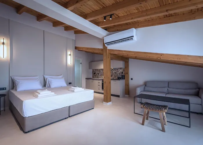 Laki Hotel Nea Plagia