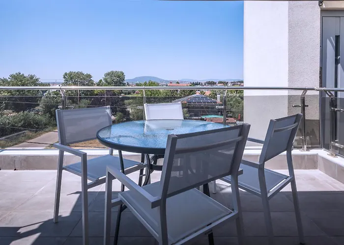 Laki Hotel Nea Plagia