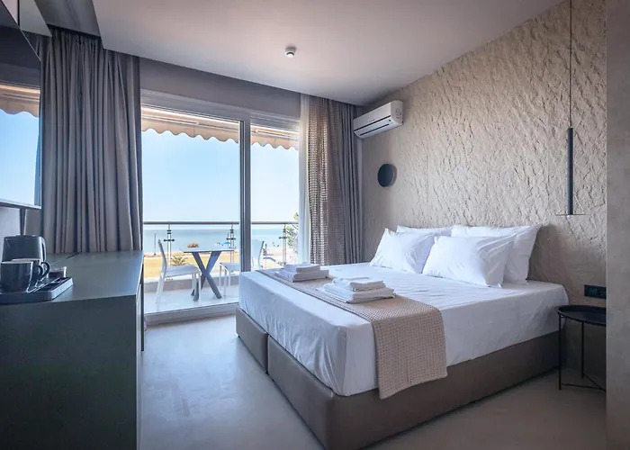 Laki Hotel Nea Plagia
